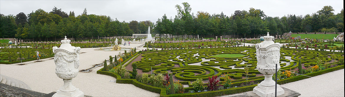 Het Loo gardens panorama